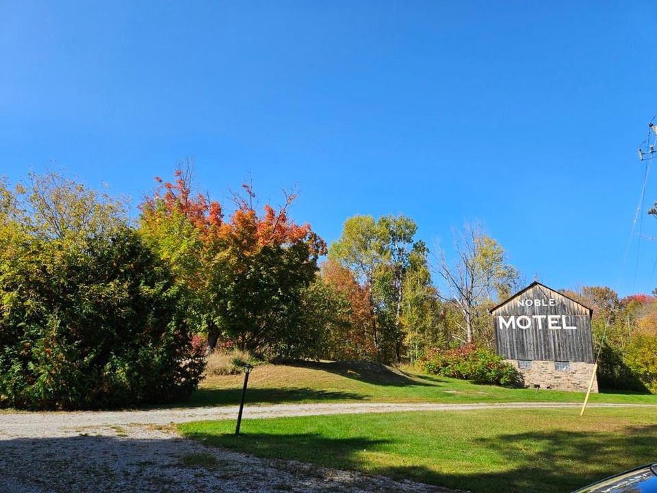 The grounds at The Noble Motel (1)
